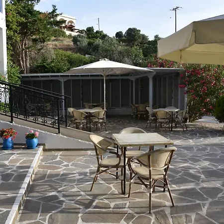 Cavo D'oro Batsi (Andros)